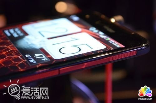 打破三星壟斷 友達(dá)光電將生產(chǎn)5英寸全高清OLED顯示屏